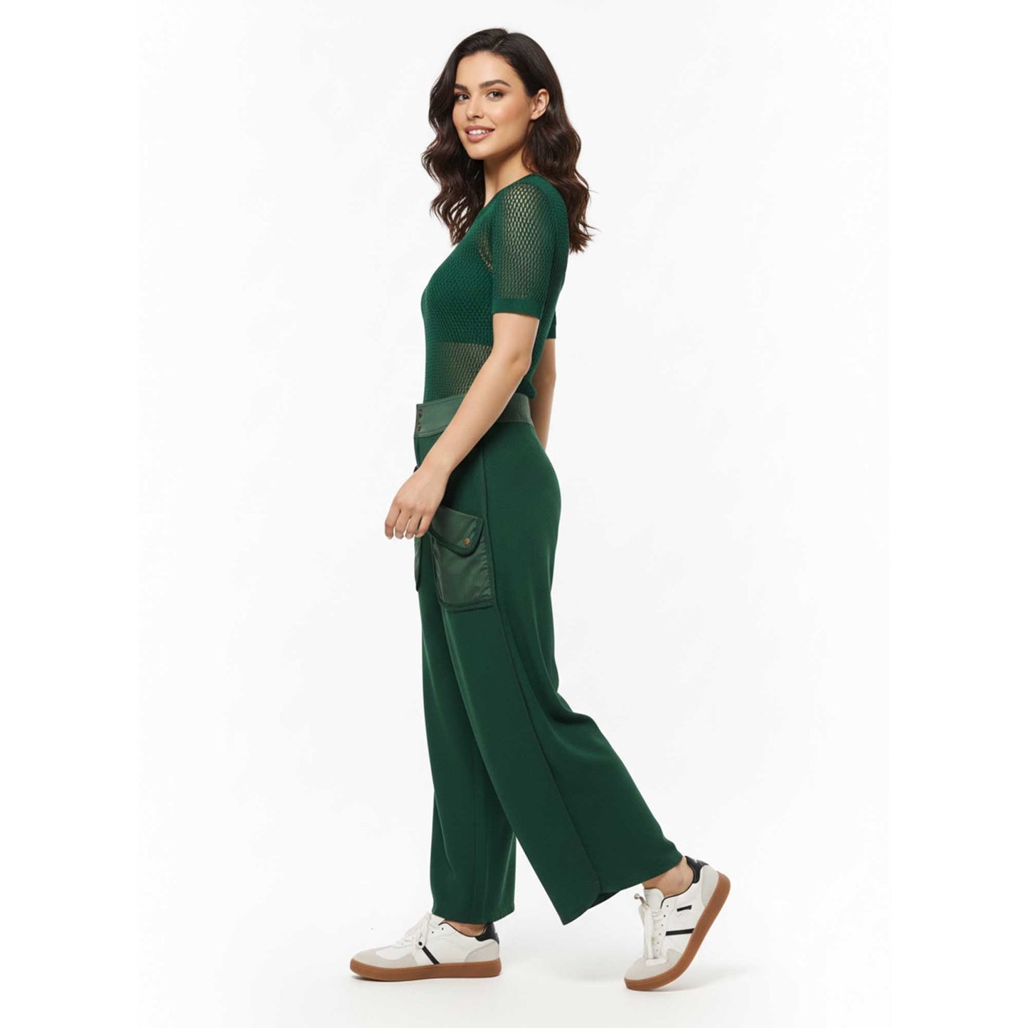 Cherie Code Women's Wide Leg Cargo Pants with Patched Flap Pockets - Mid Rise Casual Trousers