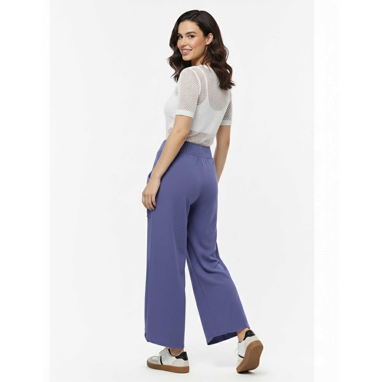 Cherie Code Women's Wide Leg Cargo Pants with Patched Flap Pockets - Mid Rise Casual Trousers