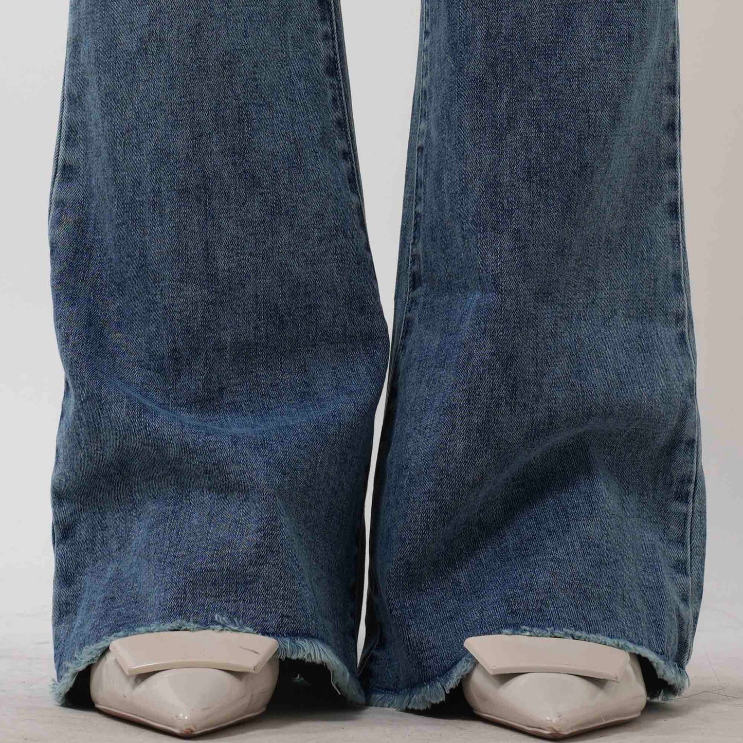 Women's Flare Leg Jeans - Vintage Wash with Mid Rise & 5-Pocket Design Cherie Code
